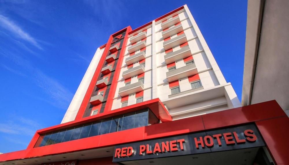 Hotel Red Planet Davao City Extérieur photo