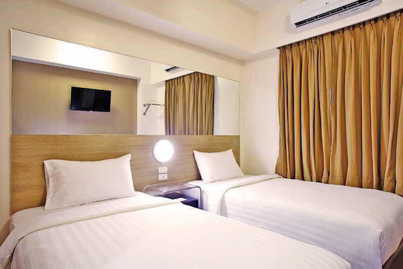 Hotel Red Planet Davao City Extérieur photo